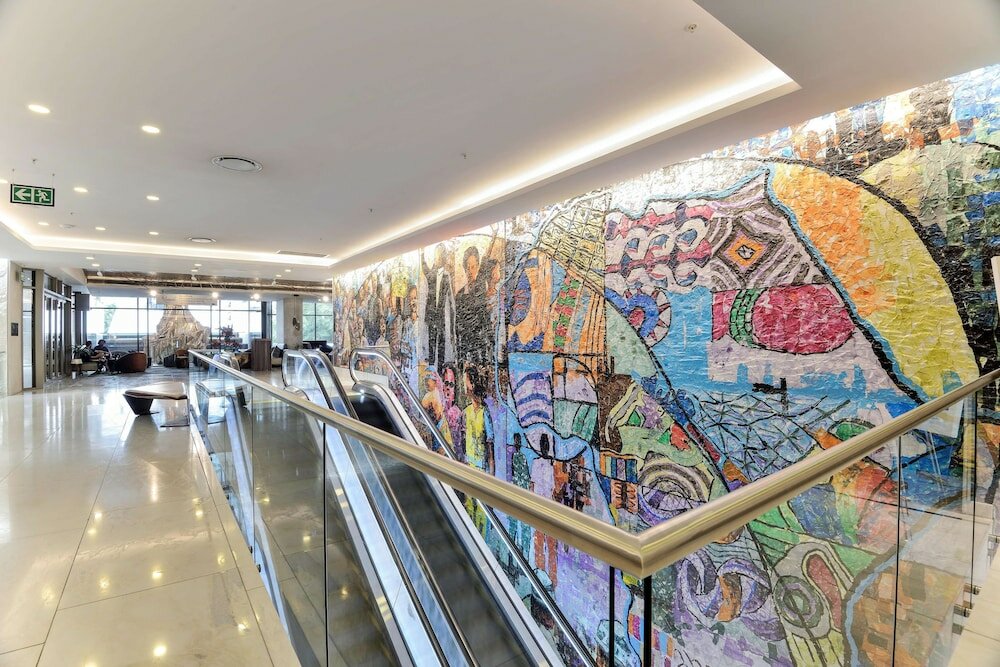 Фото The Leonardo