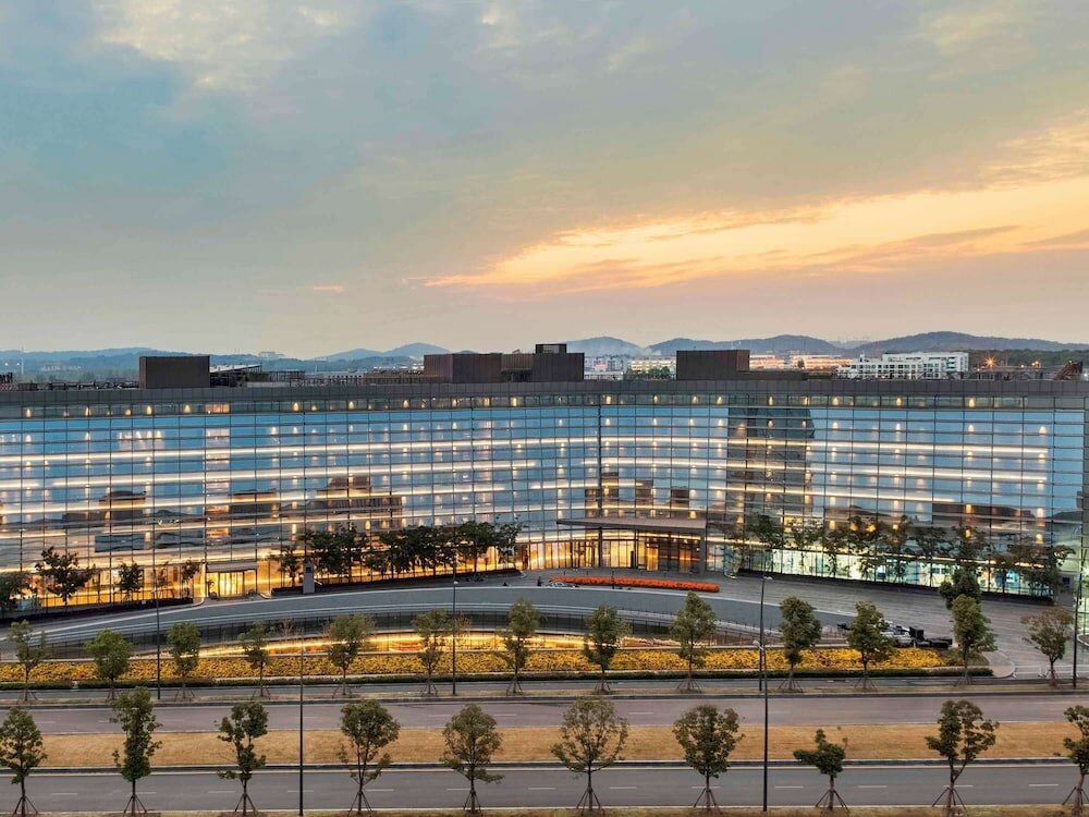 Фото Novotel Nanjing East Suning