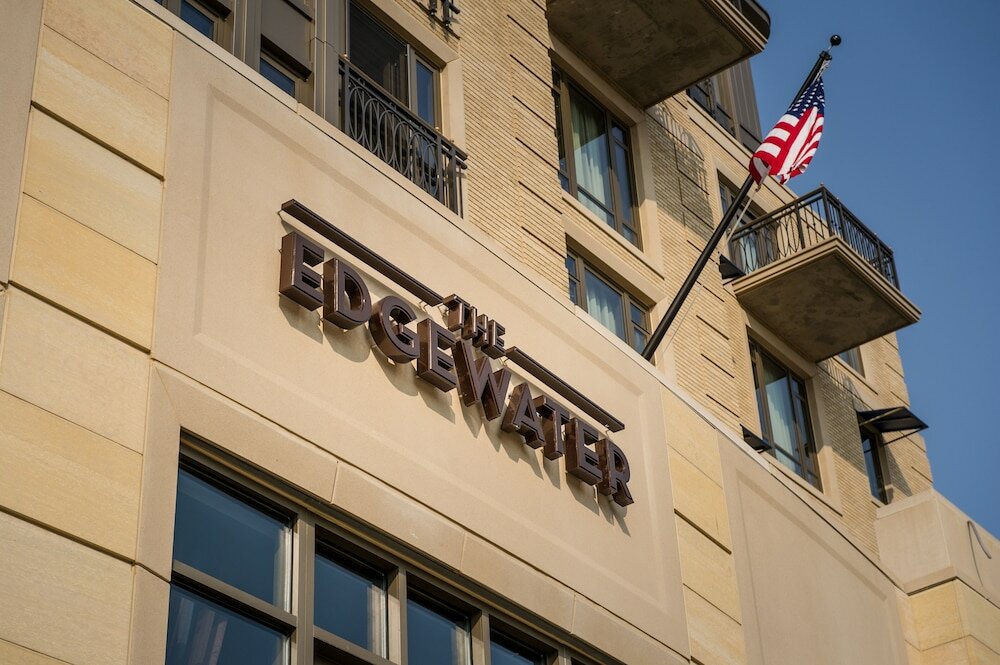 Фото The Edgewater