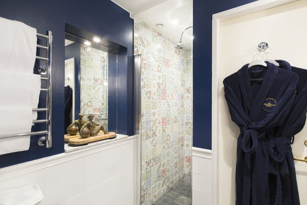 Фото Collector's Victory Hotel