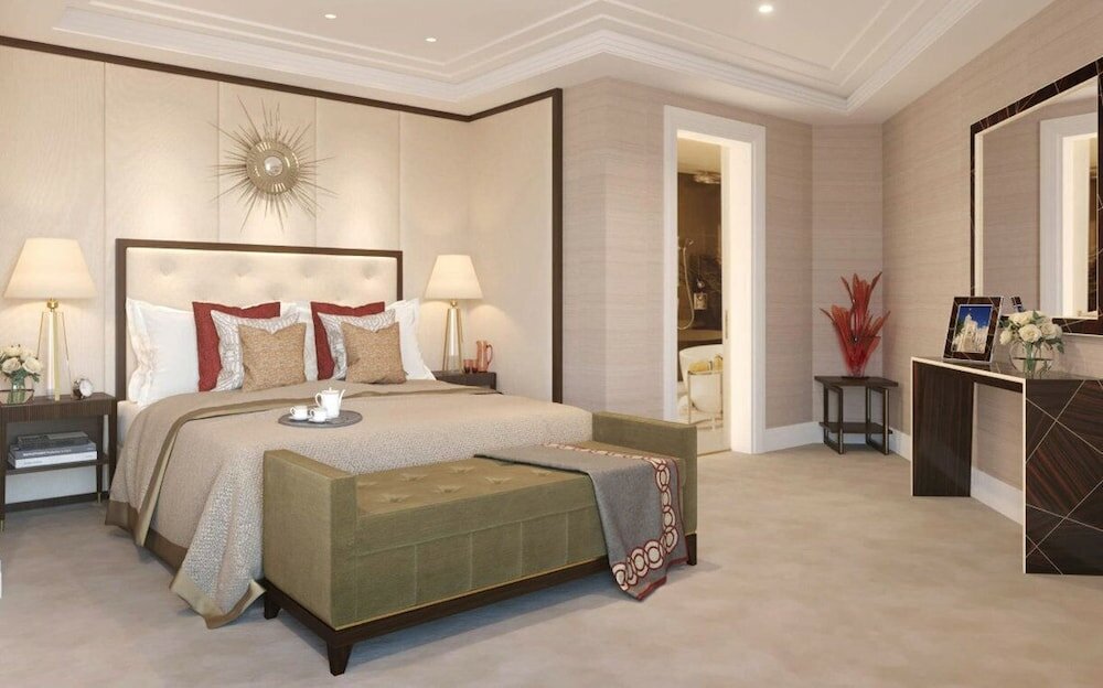 Фото Four Seasons Hotel London at Ten Trinity Square