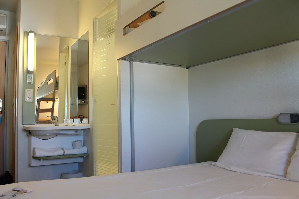 Фото First Inn Hotel