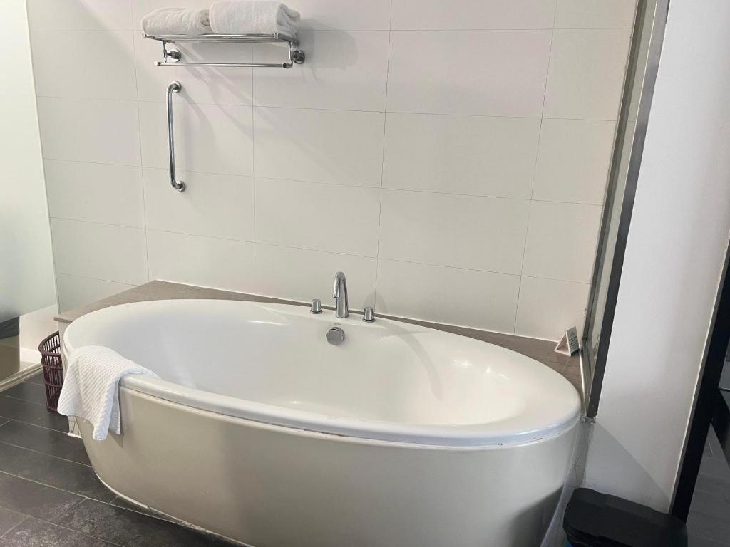 Фото Guangdong Nanmei Osotto Hotel