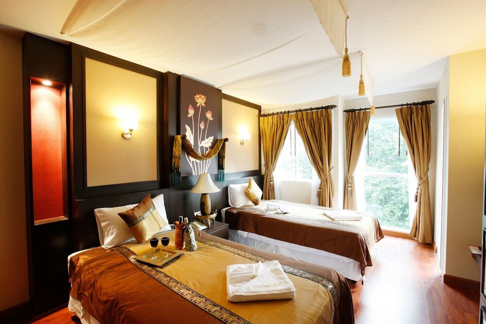 Фото Mirth Sathorn Hotel
