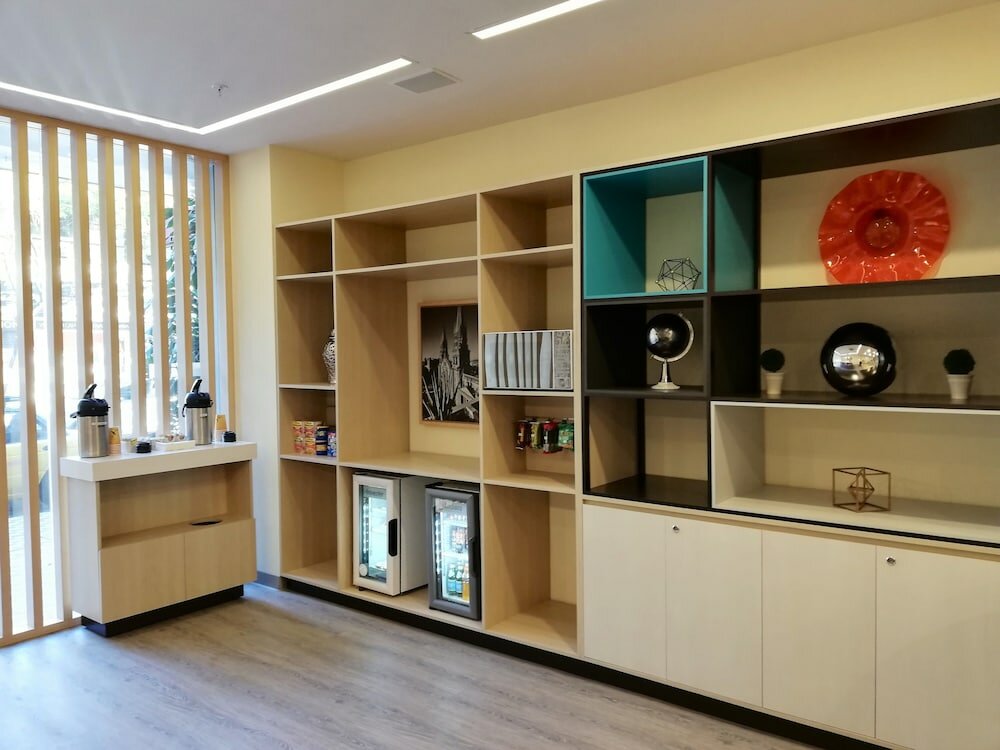 Фото Holiday Inn & Suites Guadalajara Centro Historico