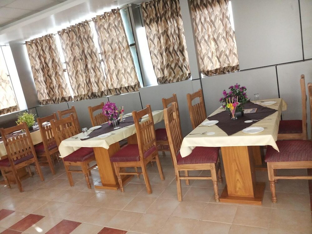 Фото Отель The Golden Sunrise