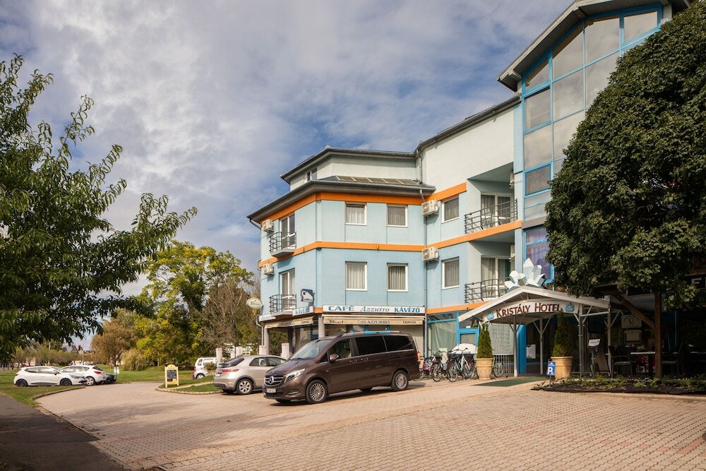 Фото Kristály Hotel