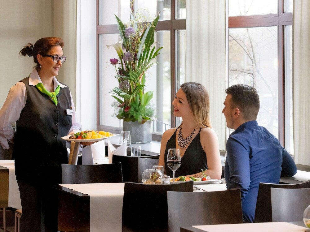 Фото Mercure Hotel München Süd Messe