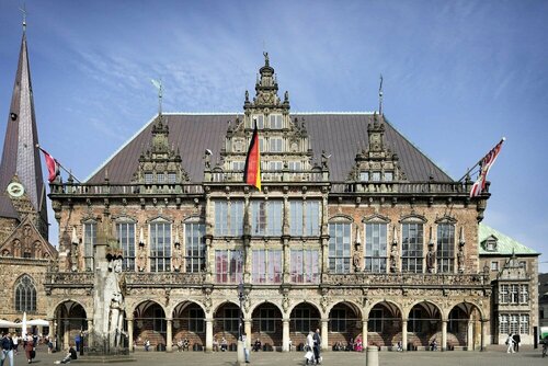 Внешний вид отеля Holiday Inn Express Bremen Airport, an Ihg Hotel в Бремене, фото 3