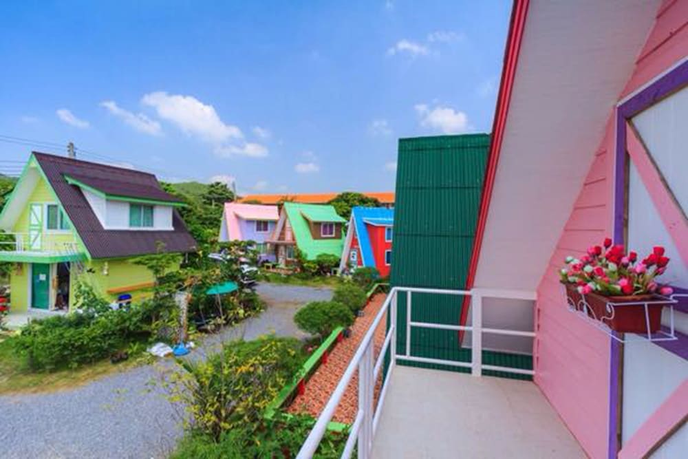 Фото A Houses Homestay