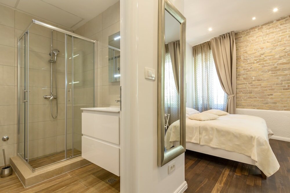 Фото Pellegrini Luxury Rooms