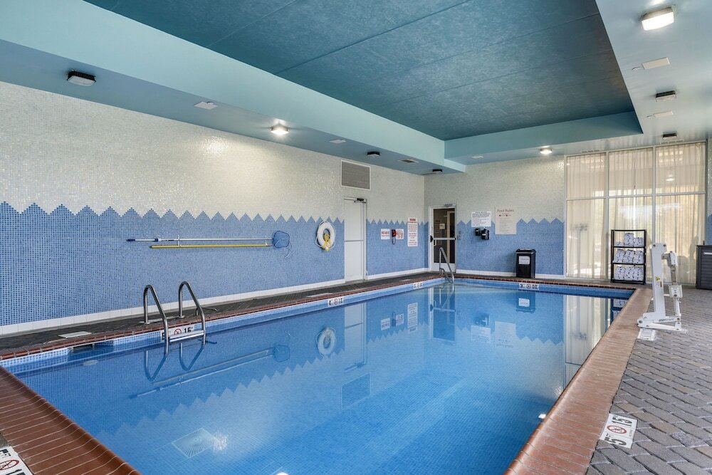 Фото Holiday Inn Louisville Airport South