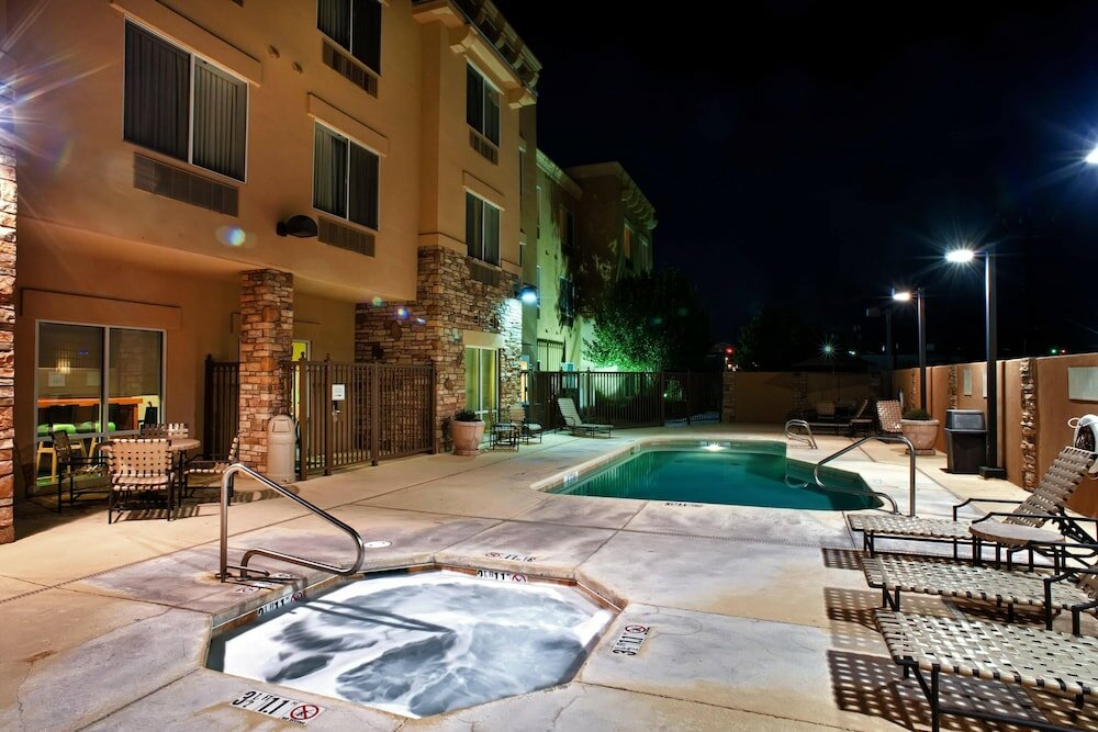 Фото Fairfield Inn and Suites by Marriott Roswell