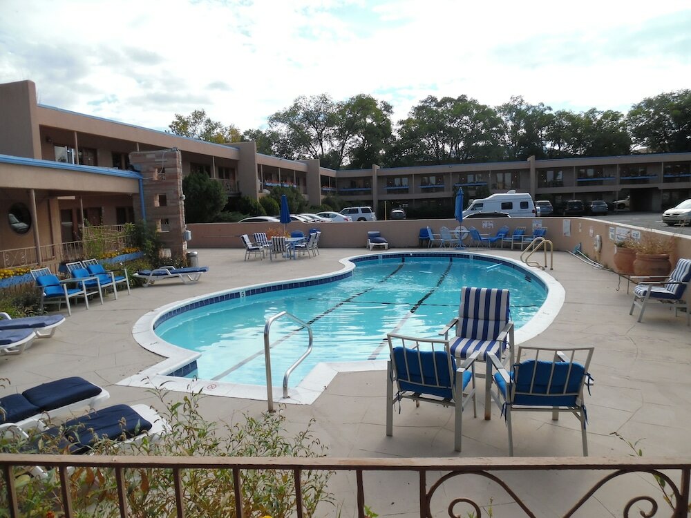 Фото El Sendero Inn, Ascend Hotel Collection