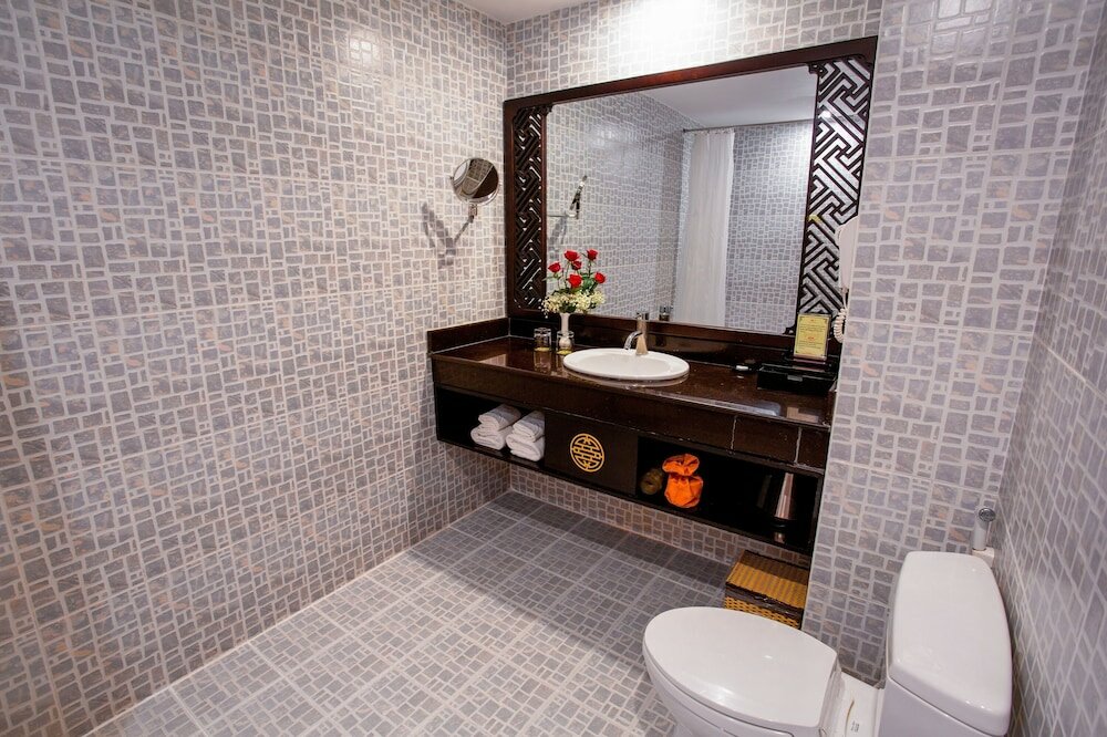 Фото Thanh Lich Royal Boutique Hotel