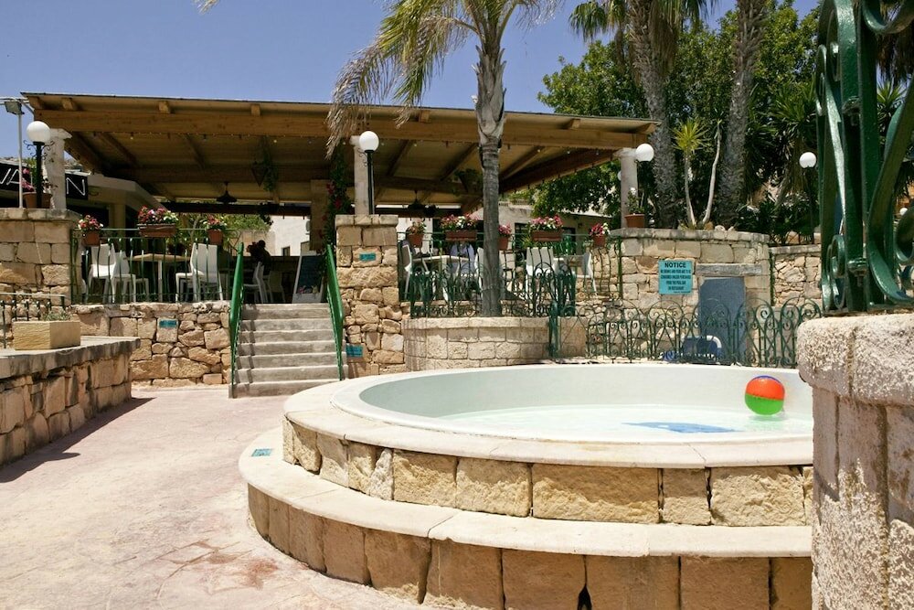 Фото Porto Azzurro Aparthotel