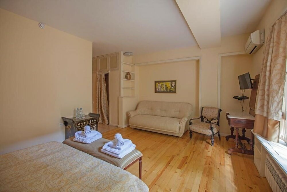 Фото Отель Караван