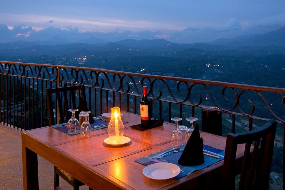 Фото Ceyloni Panorama Resort