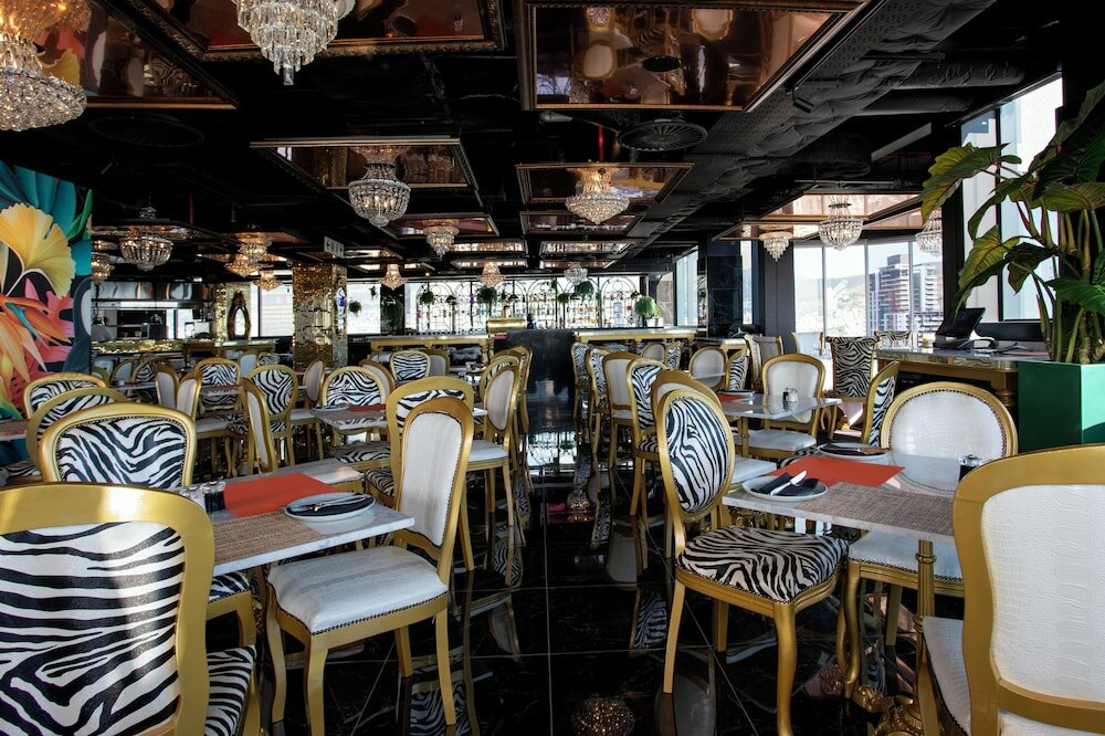 Фото Hotel Sky Cape Town