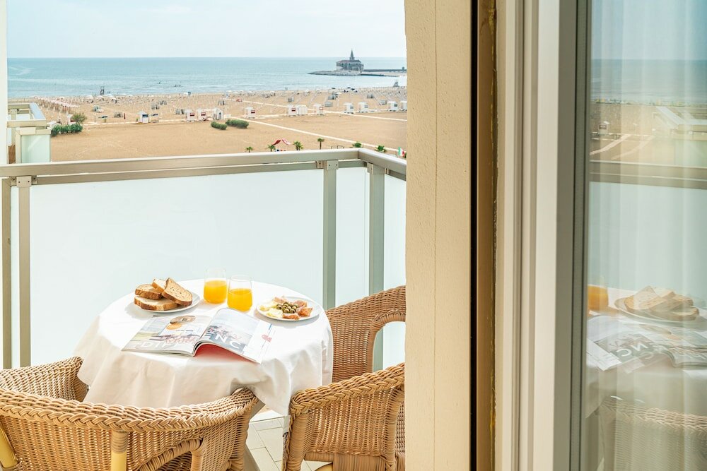 Фото Hotel Karinzia