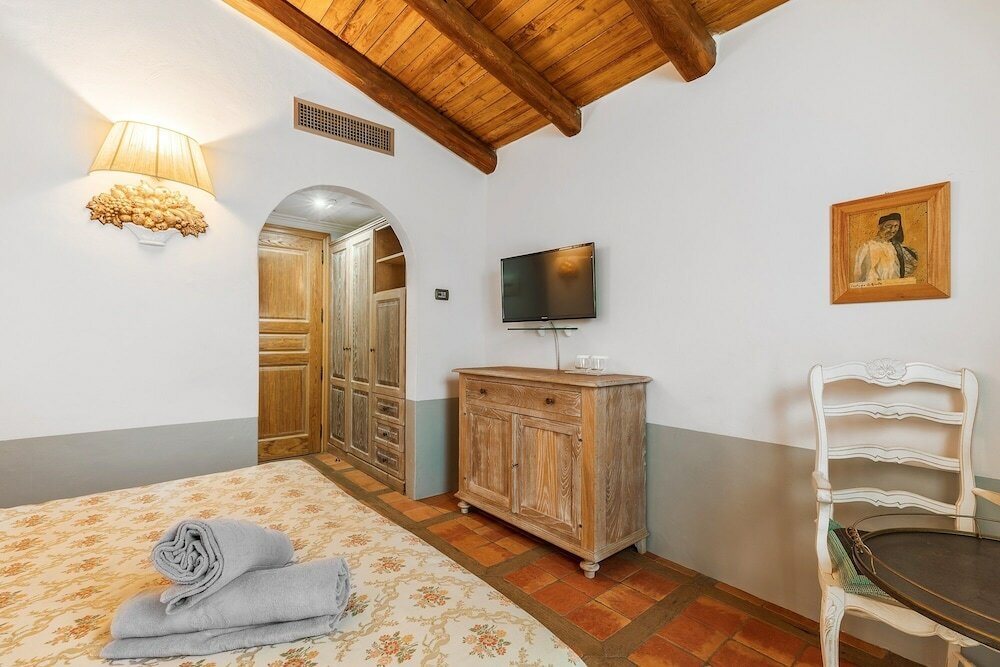 Фото Charme Hotel La Bitta