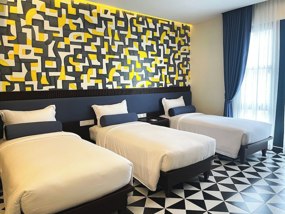 Фото The Twizt Lifestyle Hostel