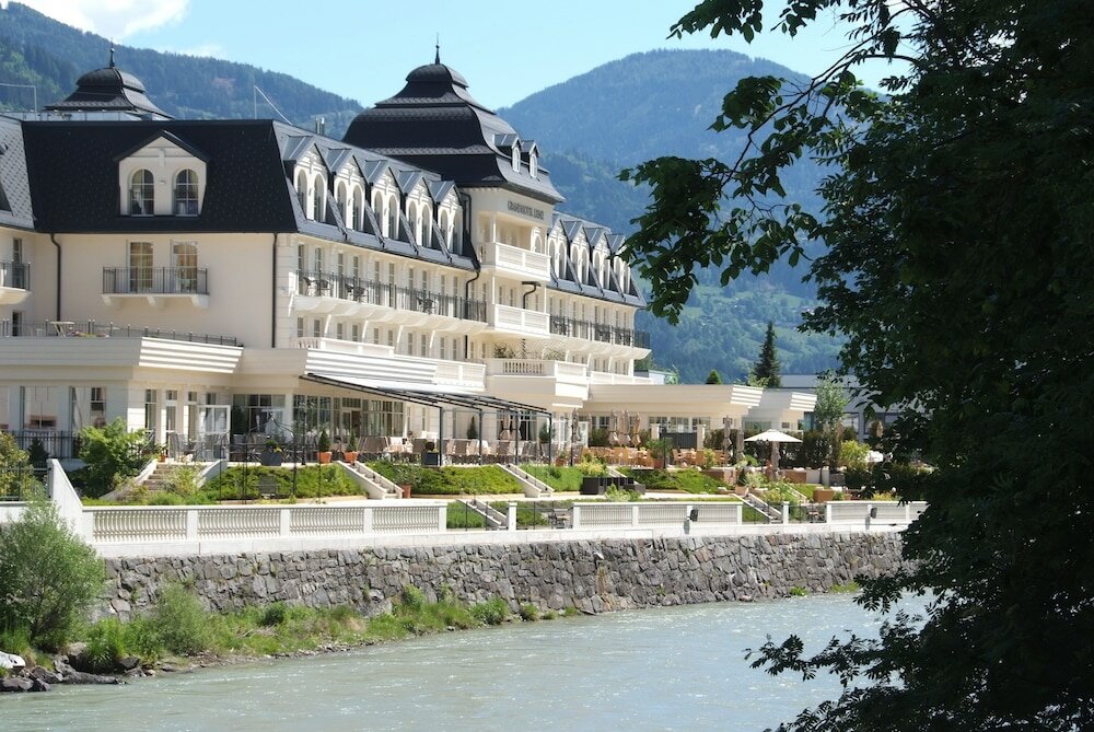 Фото Grandhotel Lienz