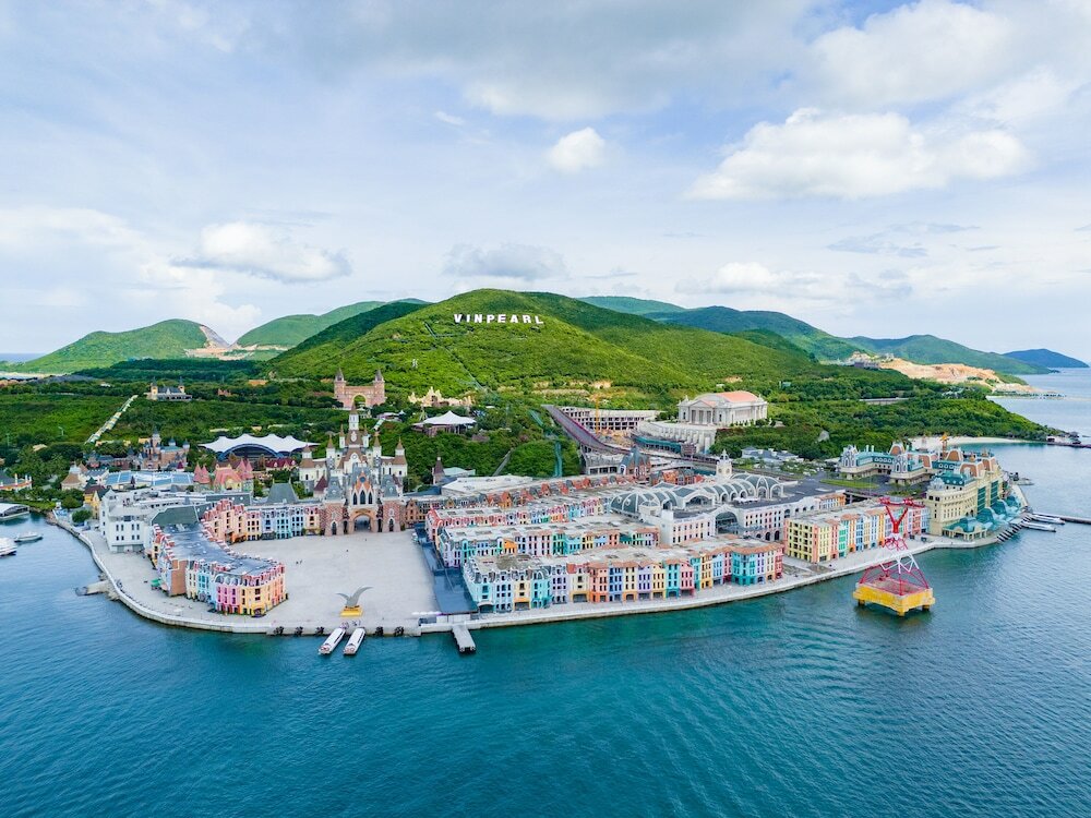 Фото Vinpearl Beachfront Nha Trang