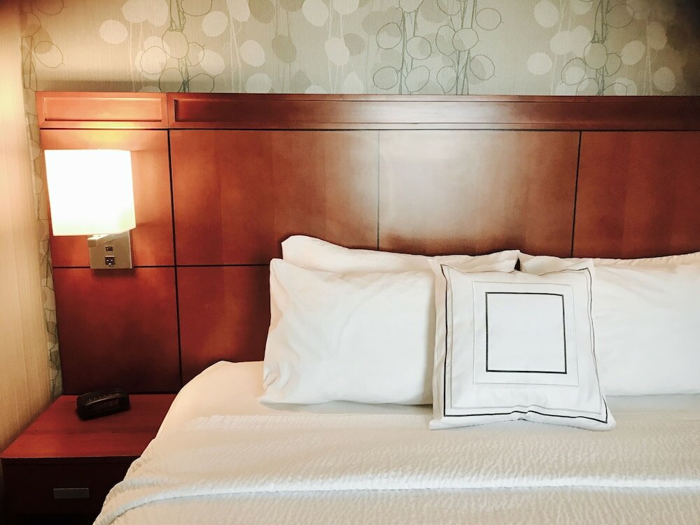 Фото Courtyard by Marriott Oakland Downtown