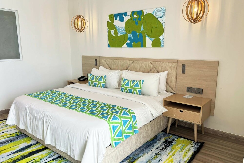 Фото Lime Resort Manila