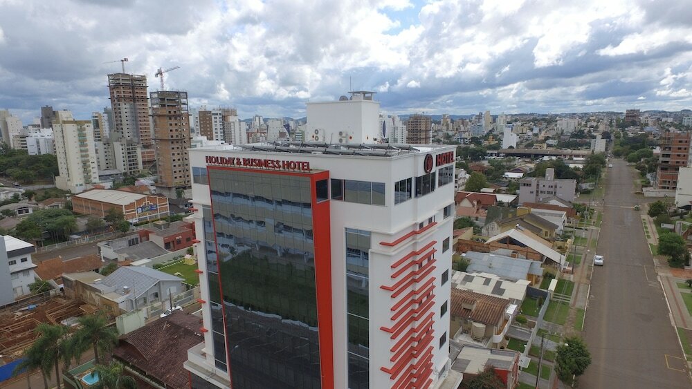 Фото Holiday & Business Hotel - AO lado do Centro de Eventos e Arena Conda