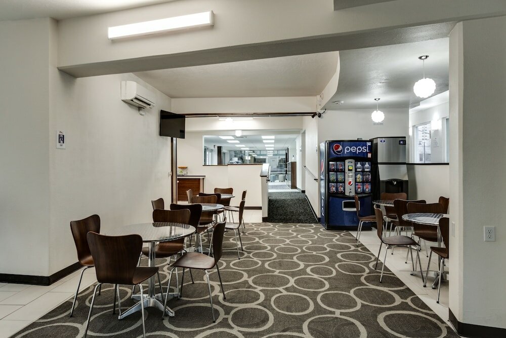 Фото Baymont by Wyndham Spokane