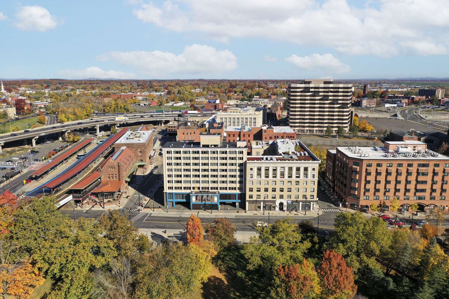 Фото The Capitol Hotel, Ascend Hotel Collection