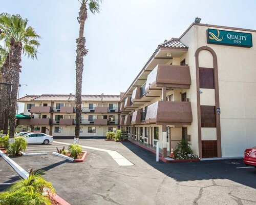 Гостиница Quality Inn San Diego I-5 Naval Base в Нейшнел Сити