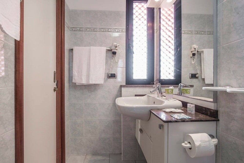 Фото Hotel Tirreno