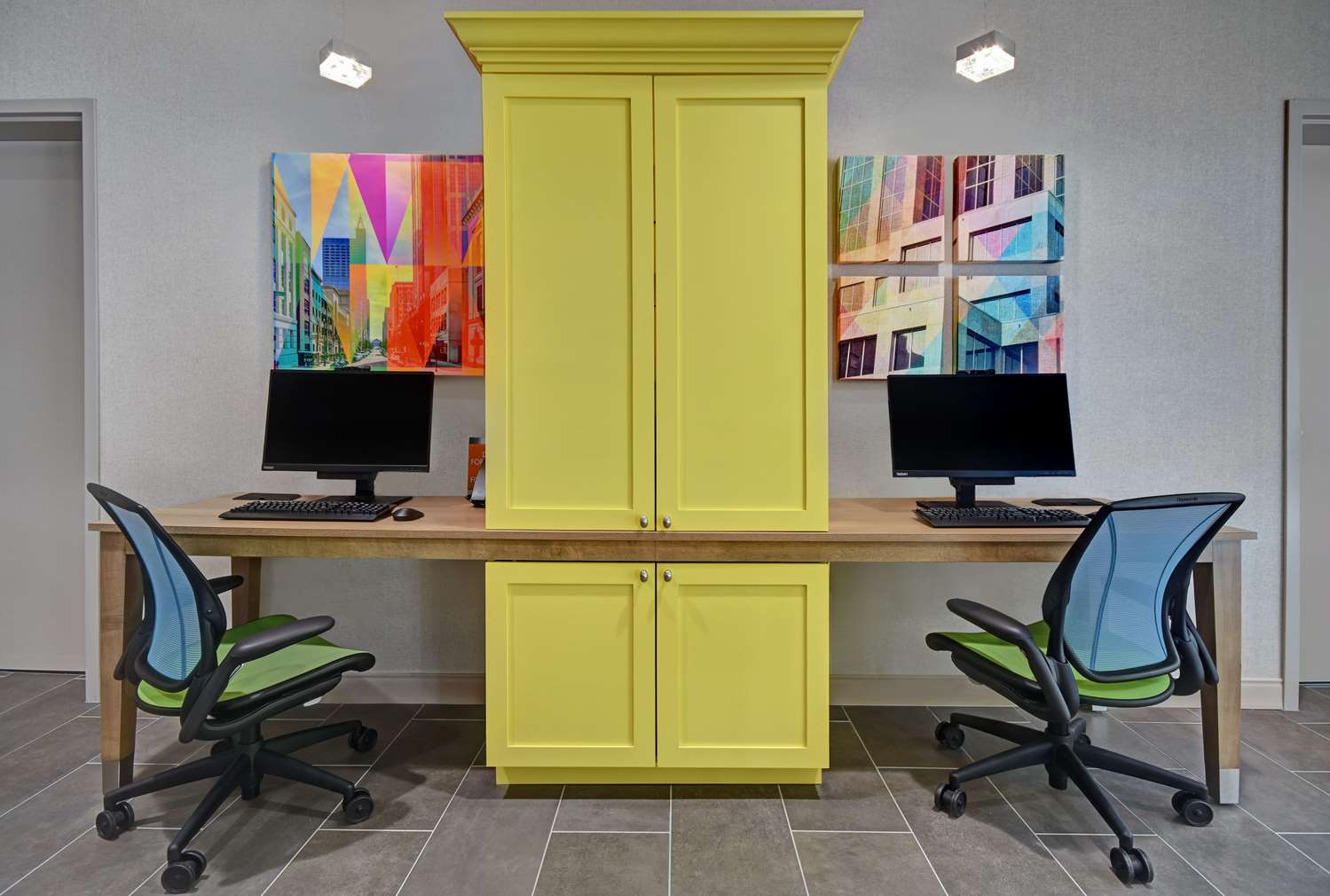 Фото Home2 Suites by Hilton Raleigh North I-540