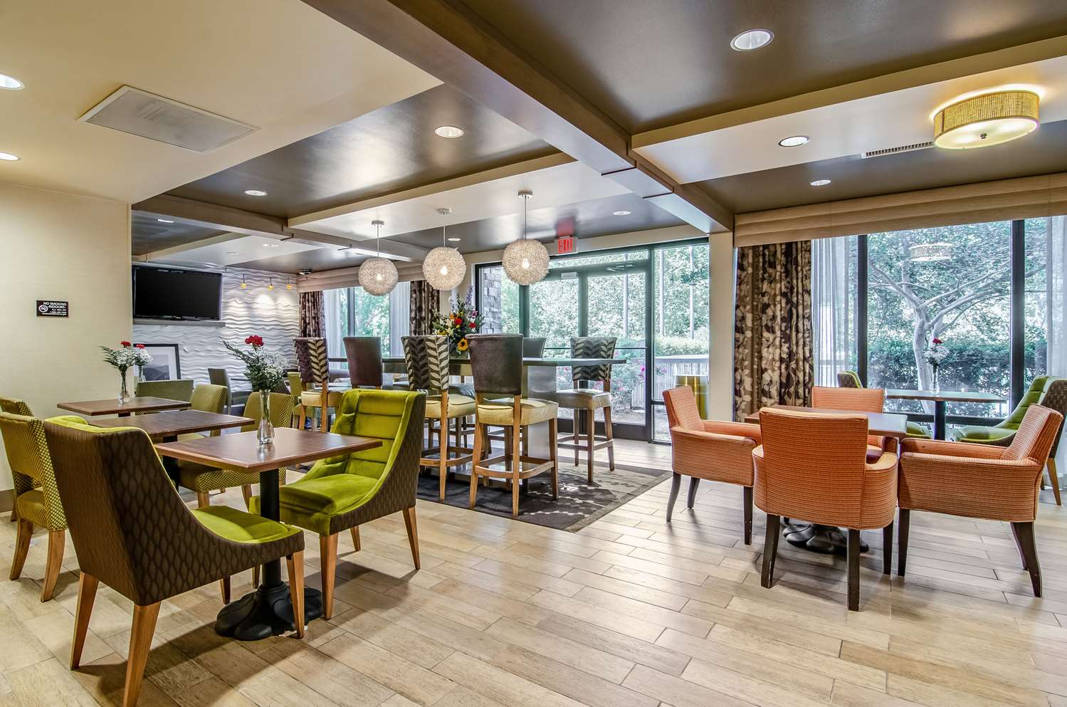 Фото Comfort Inn Raleigh Midtown