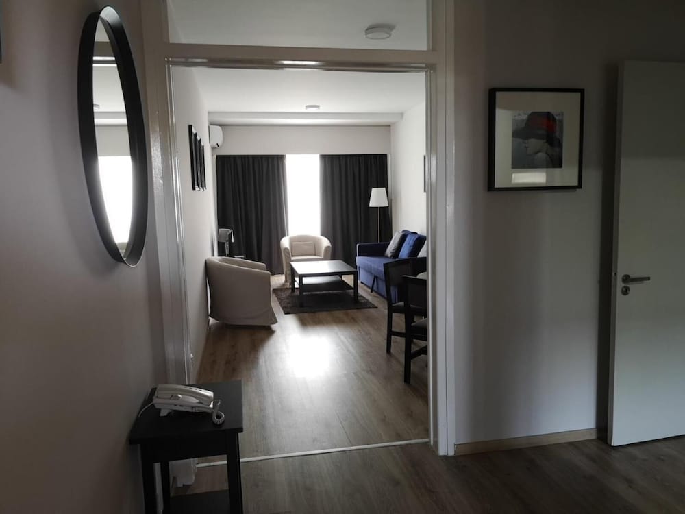 Фото Sun Hall Beach Hotel Apts