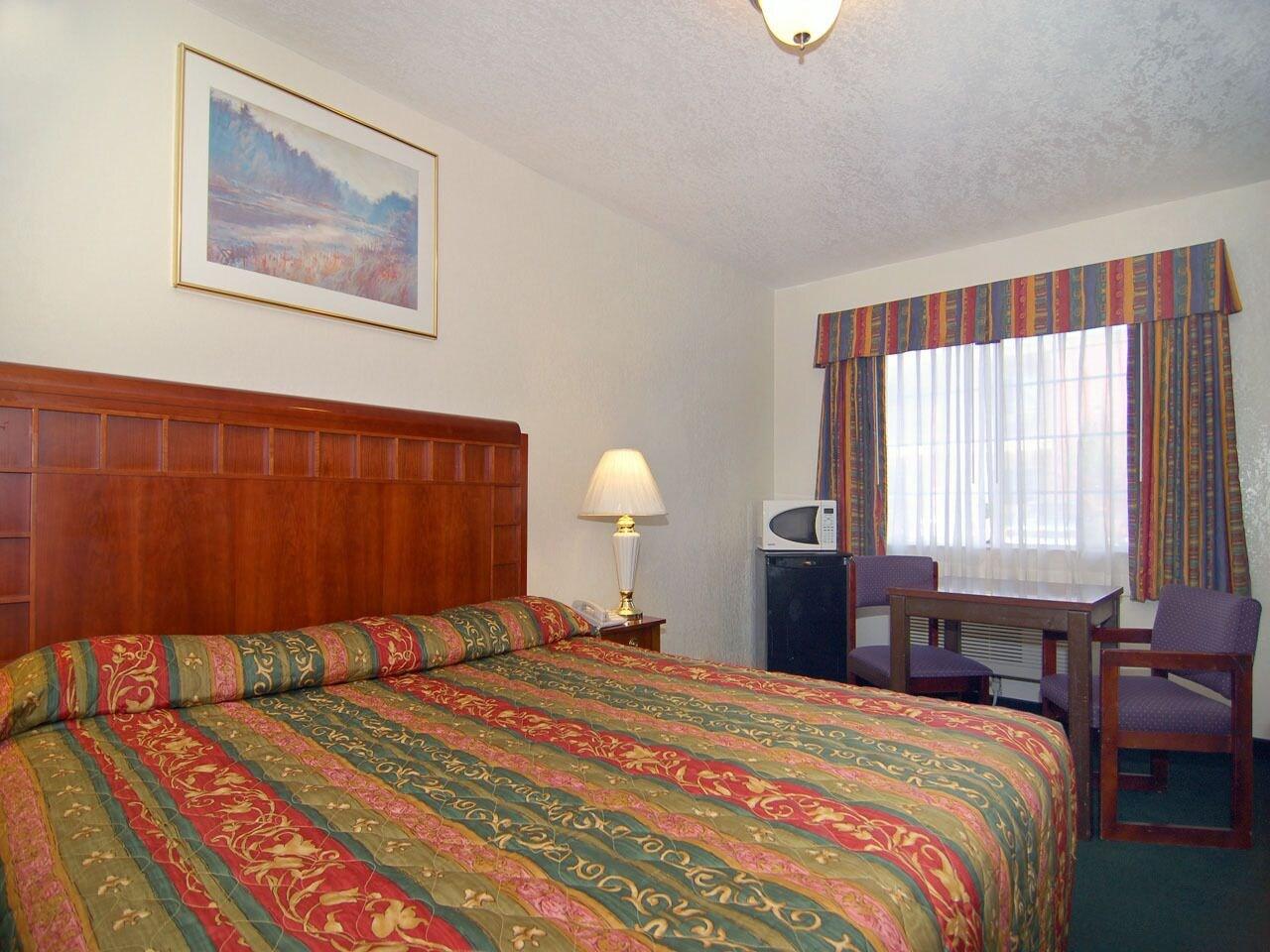 Фото American Inn & Suites