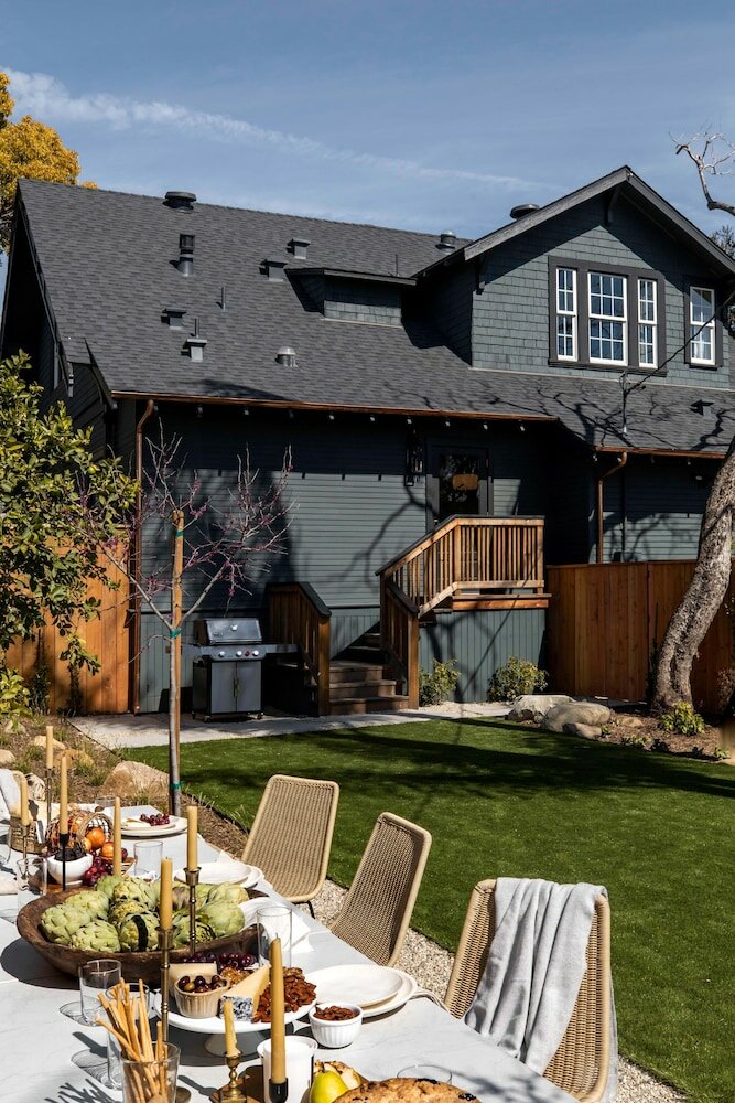 Фото A White Jasmine Inn