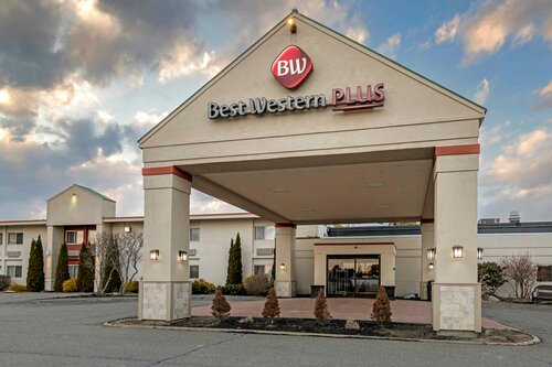 Внешний вид отеля Best Western Plus Augusta Civic Center Inn в Огасте, фото 1