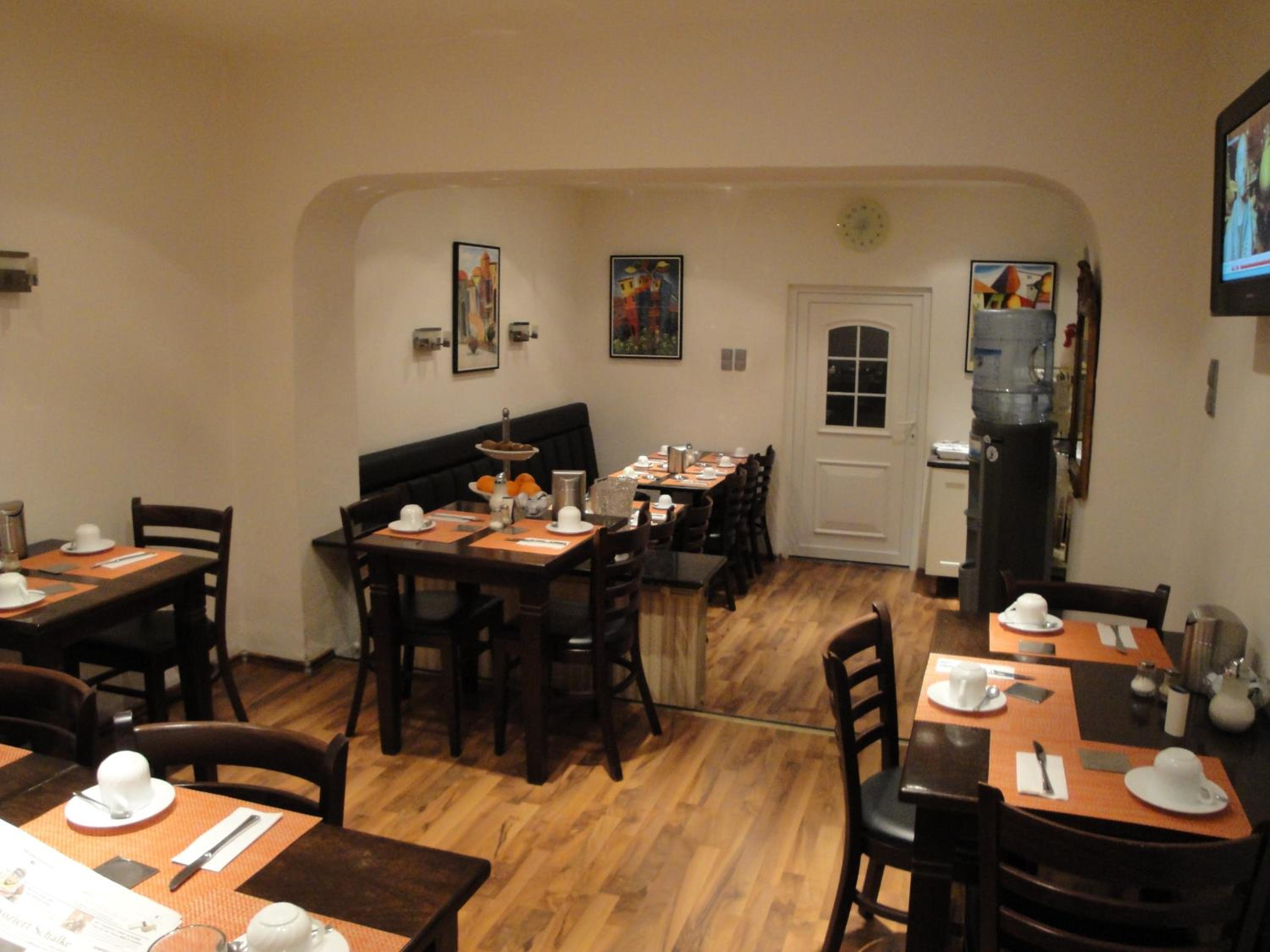 Фото Hotel Am Wehrhahn