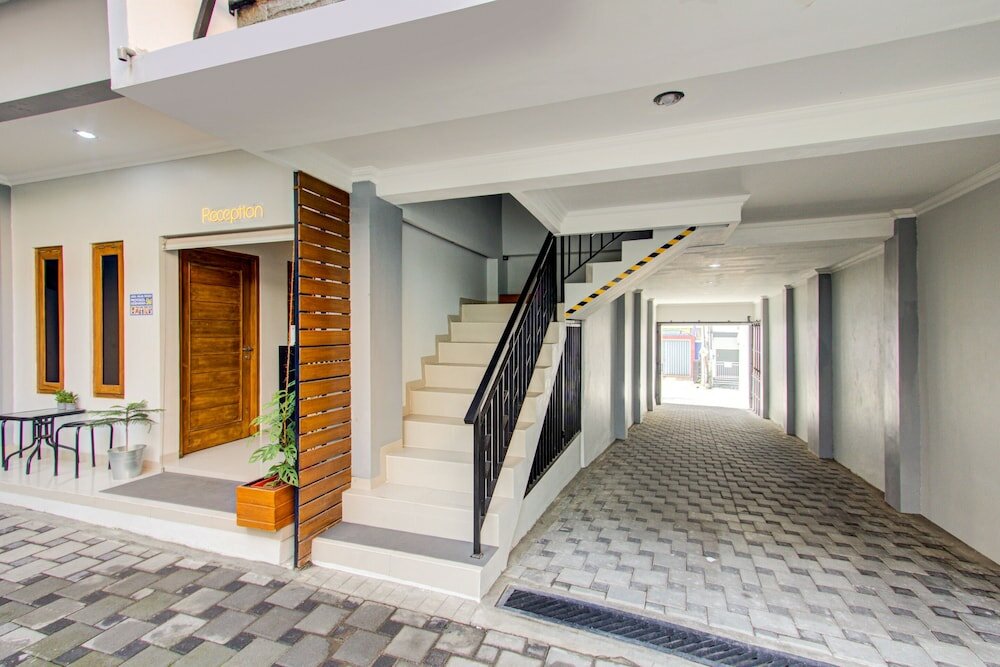 Фото Super Oyo Collection O 3280 Cendhani Raras