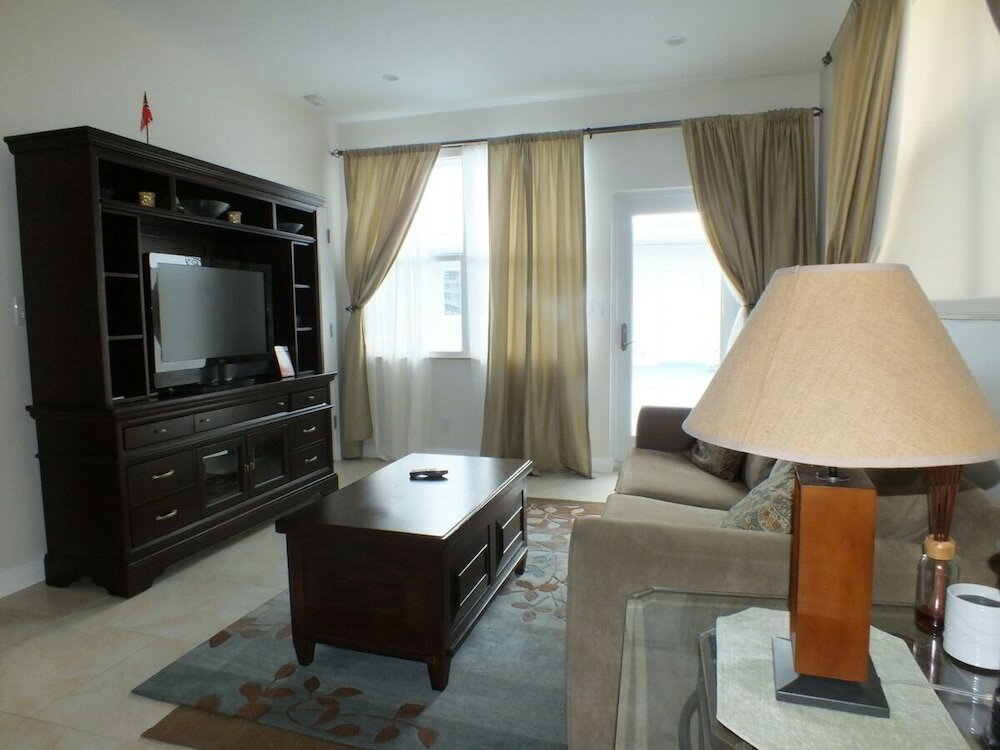 Фото Holiday Isle Yacht Club