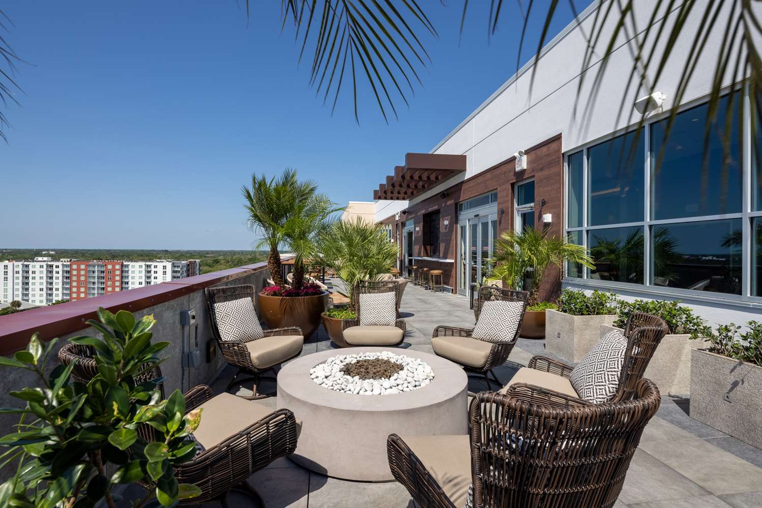 Фото Hotel Melby Downtown Melbourne, Tapestry Collection by Hilton