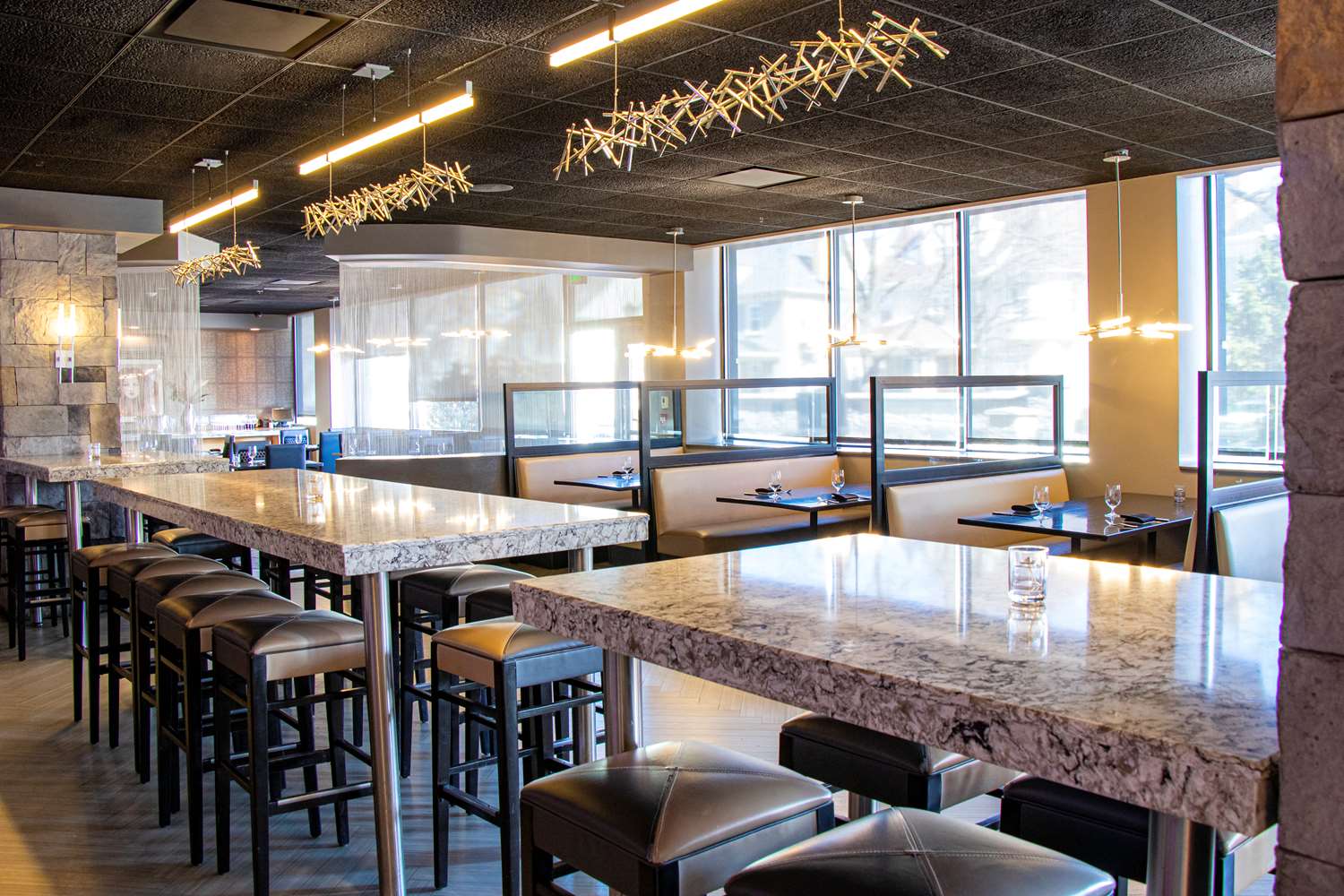 Фото The Strathallan Rochester Hotel & Spa- A DoubleTree by Hilton