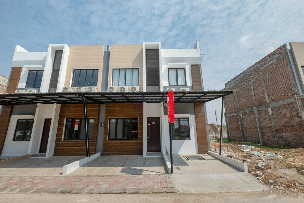 Hotel Oyo Life 3246 Walnut Inn G-10, West Java, photo