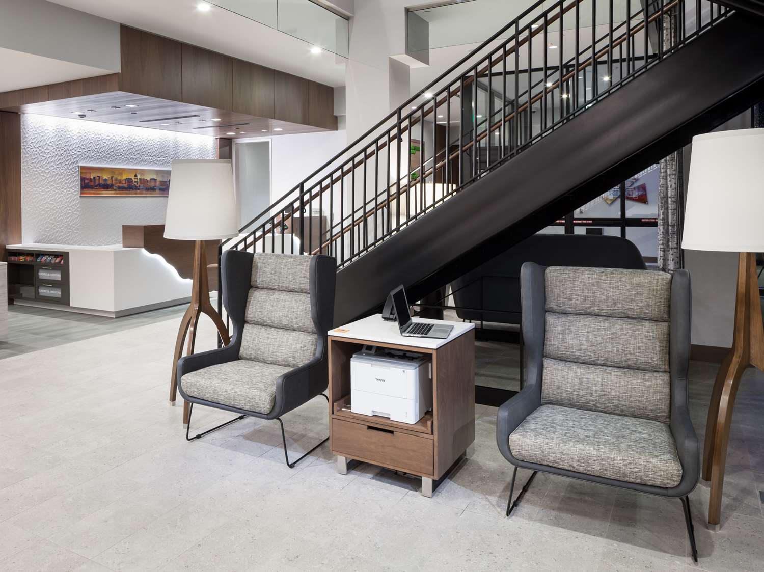 Фото Hilton Garden Inn Madison Downtown