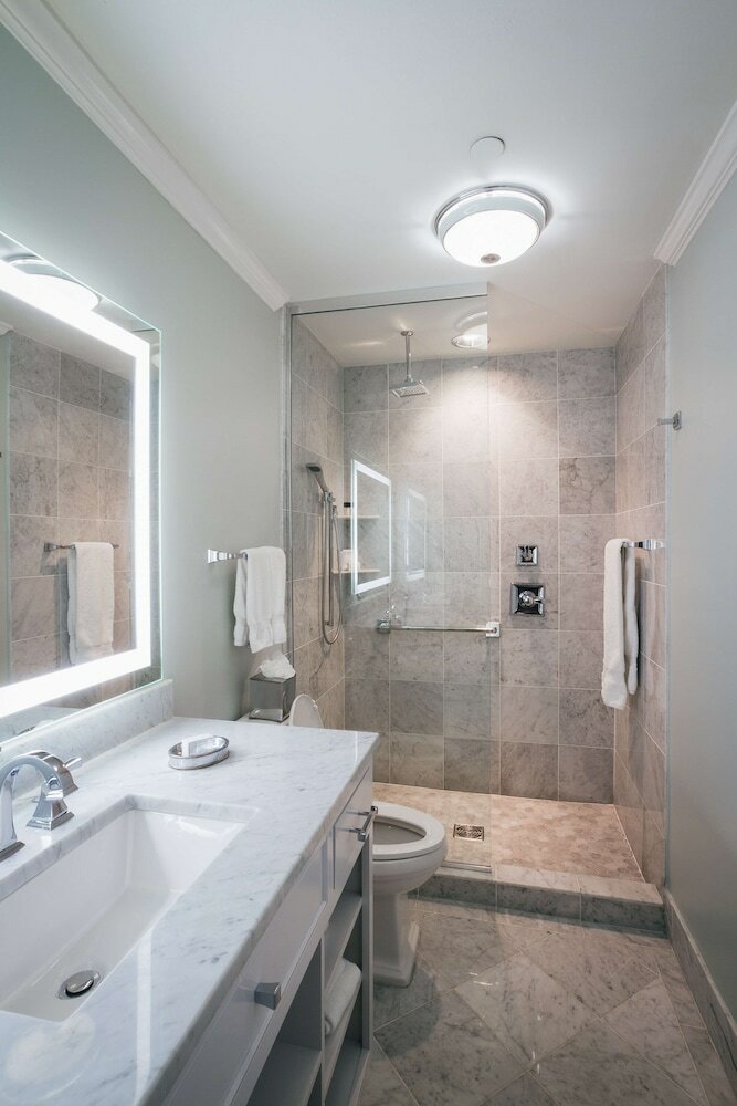 Фото Bienville House