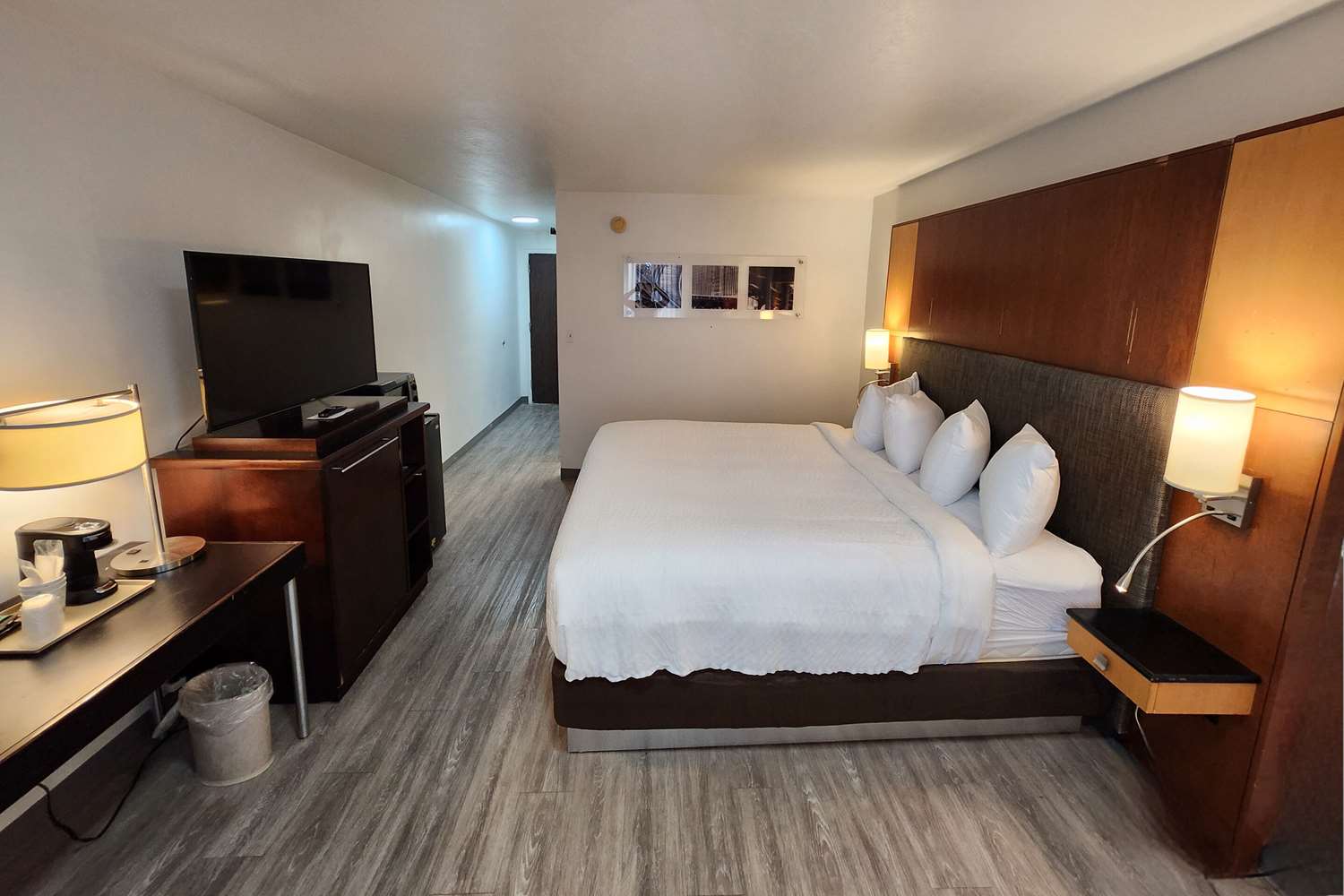 Фото Le Ritz Hotel and Suites